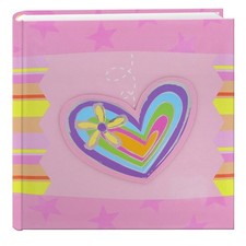 200-Pocket Photo Album with Heart Applique Cover for 4x6 Pictures