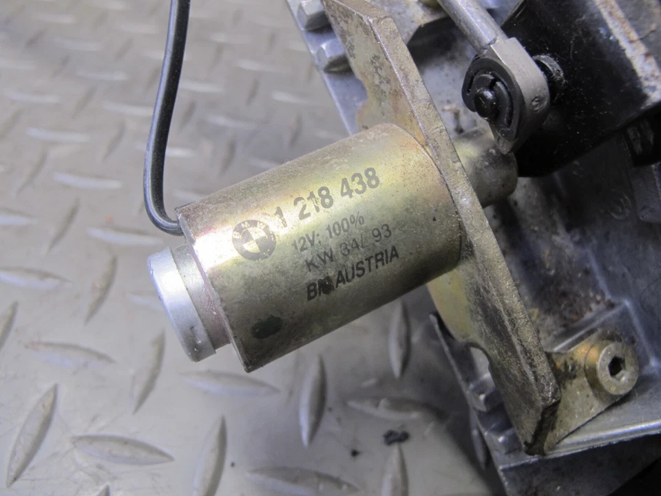 94-95 BMW E32 E34 740i 540i A/T TRANSMISIÓN AUTOMÁTICA PALANCA DE CAMBIOS CON CABLE OEM Foto 4 de 4