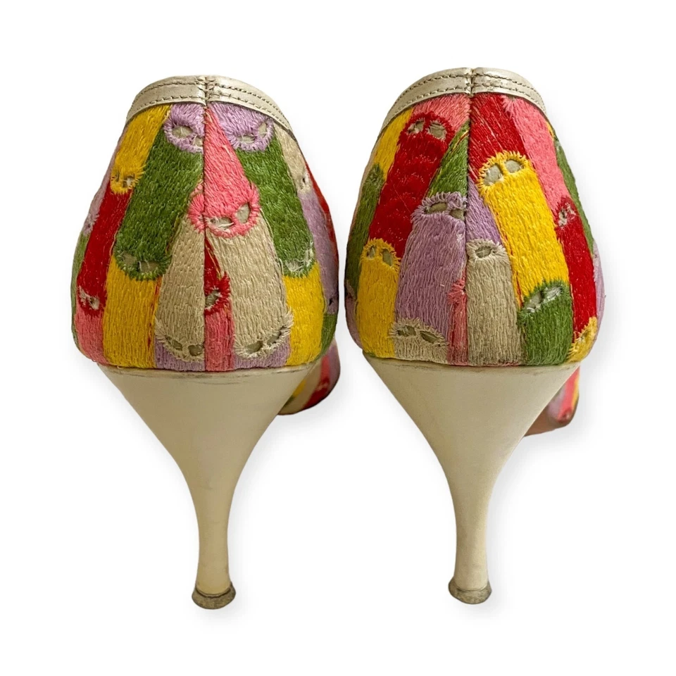 Zapatos de salón DeLiso Debs de Palter/Deliso Aria vintage, en bordado multicolor, talla Foto 3 de 4