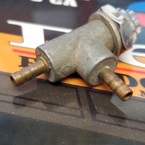 1946-1948 Chev Windshield Washer / Universal Vacuum Power Trunk Release Switch - Picture 3 of 6