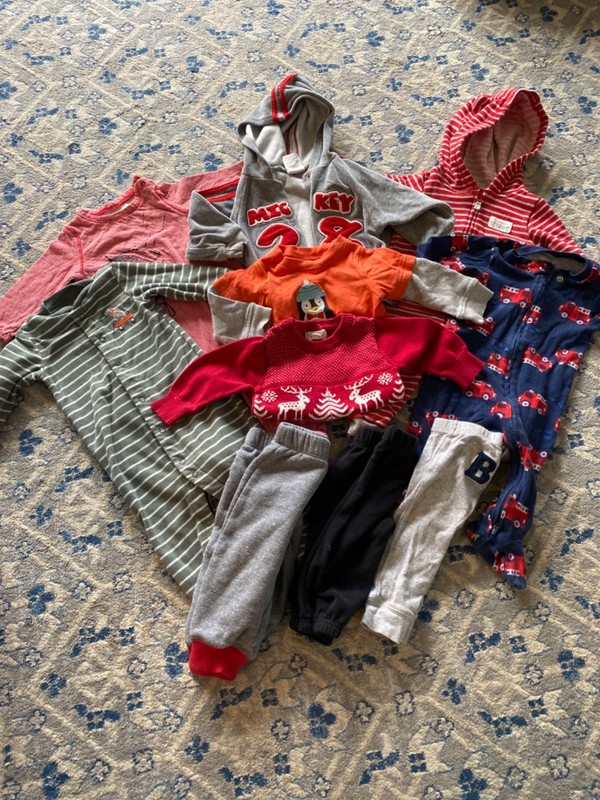 Baby boys Fall/winter clothing bundle 6-9 months
