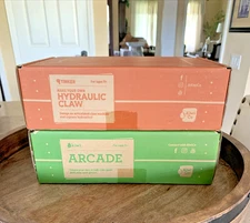 Lot of 2 NEW Kiwi Tinker Crates Complete Sealed STEM Kits ARCADE HYDRAULIC CLAW