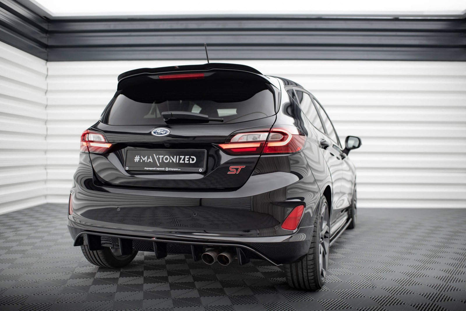 Diffuseur Maxton Fiesta Mk8 ST en ABS Noir Brillant Haute Résistance