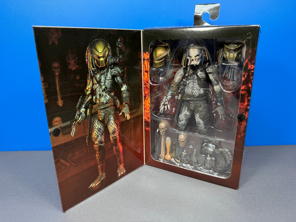 NECA PREDATOR 2 ACTION FIGURE ULTIMATE ELDER PREDATOR LIGHT UP