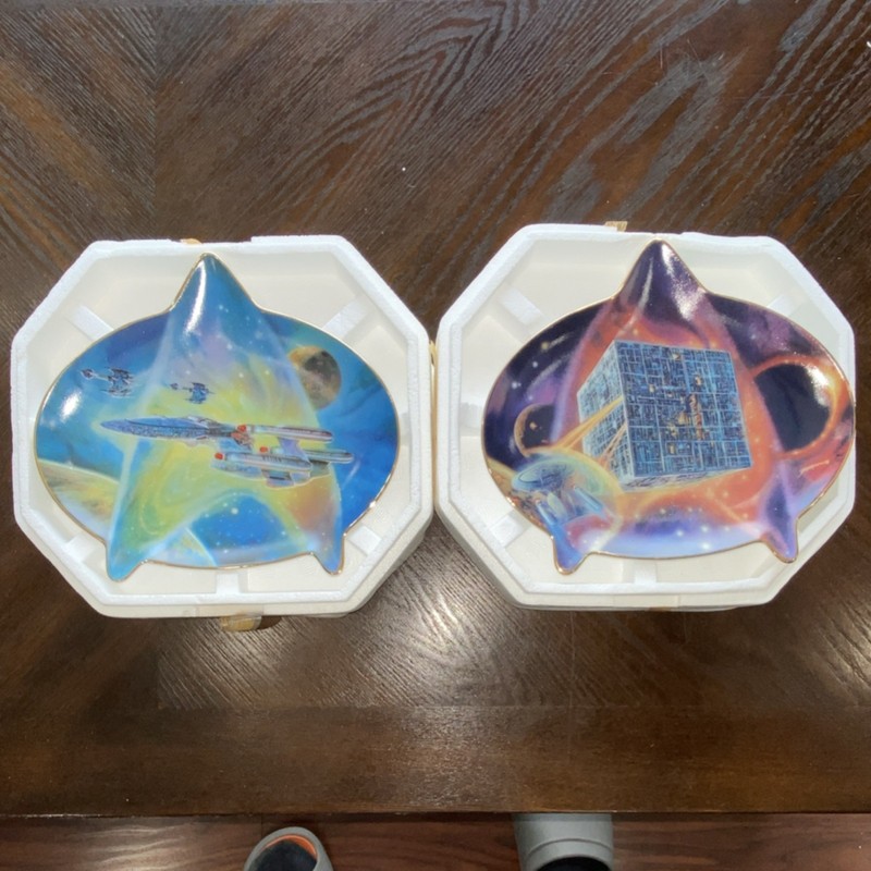 Star Trek Starships Of The Next Generation set of 2 