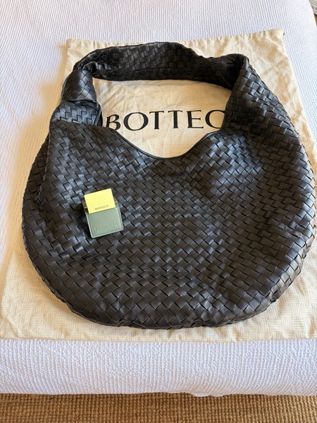 Bottega Veneta Maxi Jodie Black Woven Leather Zip Shoulder Bag Dust Bag