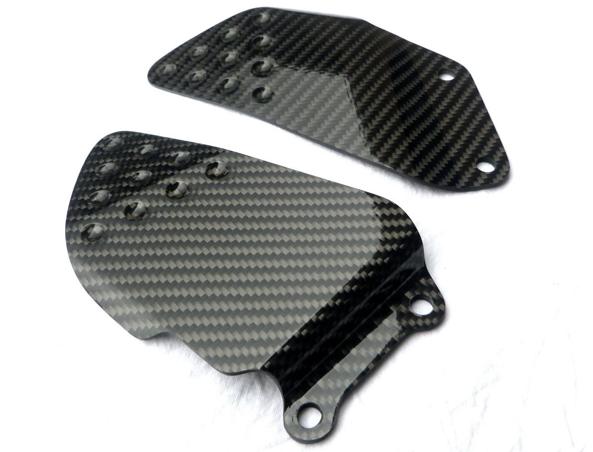 CBR レブカバー Honda CBR900RR carbon fiber heel guards SC33 95-99 plates