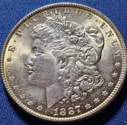 A 1887-P MORGAN SILVER DOLLAR, BEAUTIFUL HIGH GRADE BU