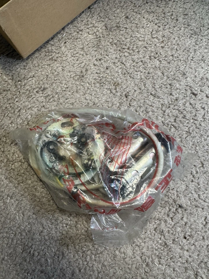 Honda CL72 CL77 1962-68 montaje de puntos de placa como nuevo OEM 30200-273-000 Foto 2 de 2