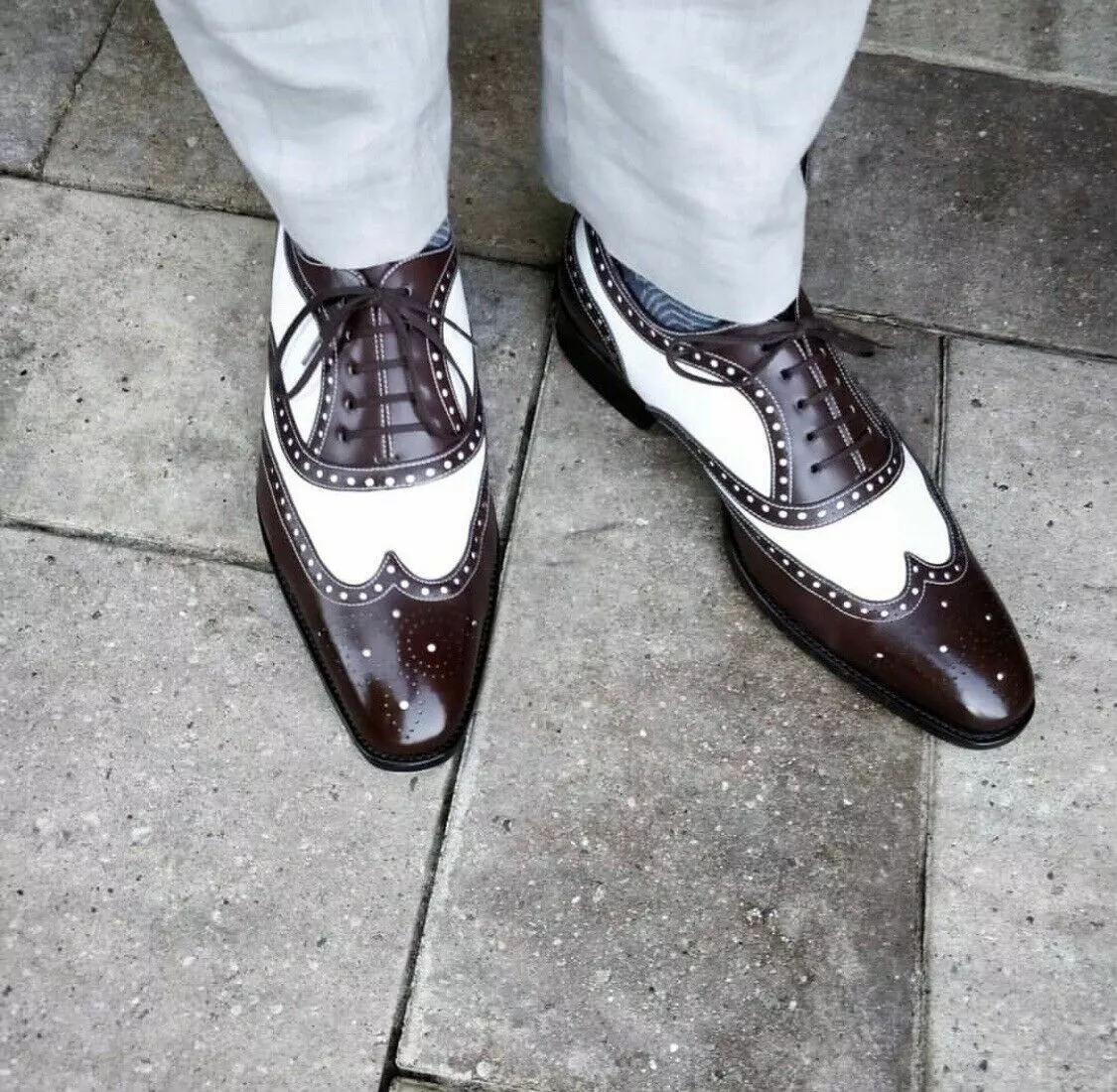 wing tip dress shoes