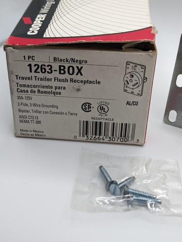 1263-Box Cooper Wiring Devices Travel Trailer Flush Receptacle 30A New Open Box - Picture 2 of 5