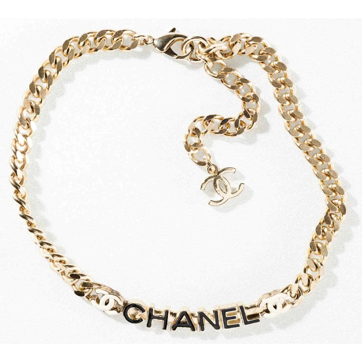 Chanel 22S Gold Chain Link Black White Name Plate CC Logo Short