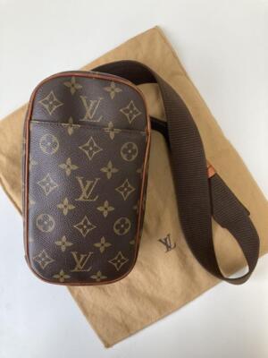 LOUIS VUITTON Monogram Pochette Gange Body Bag M51870 with Dust