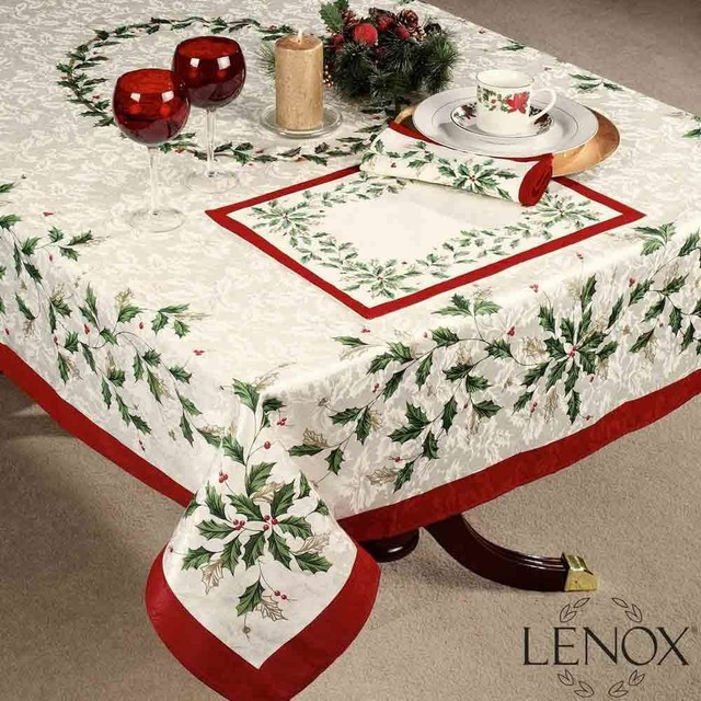 Lenox Holiday Holly & Berry Tablecloth 60 x 104" (Holiday Must Have