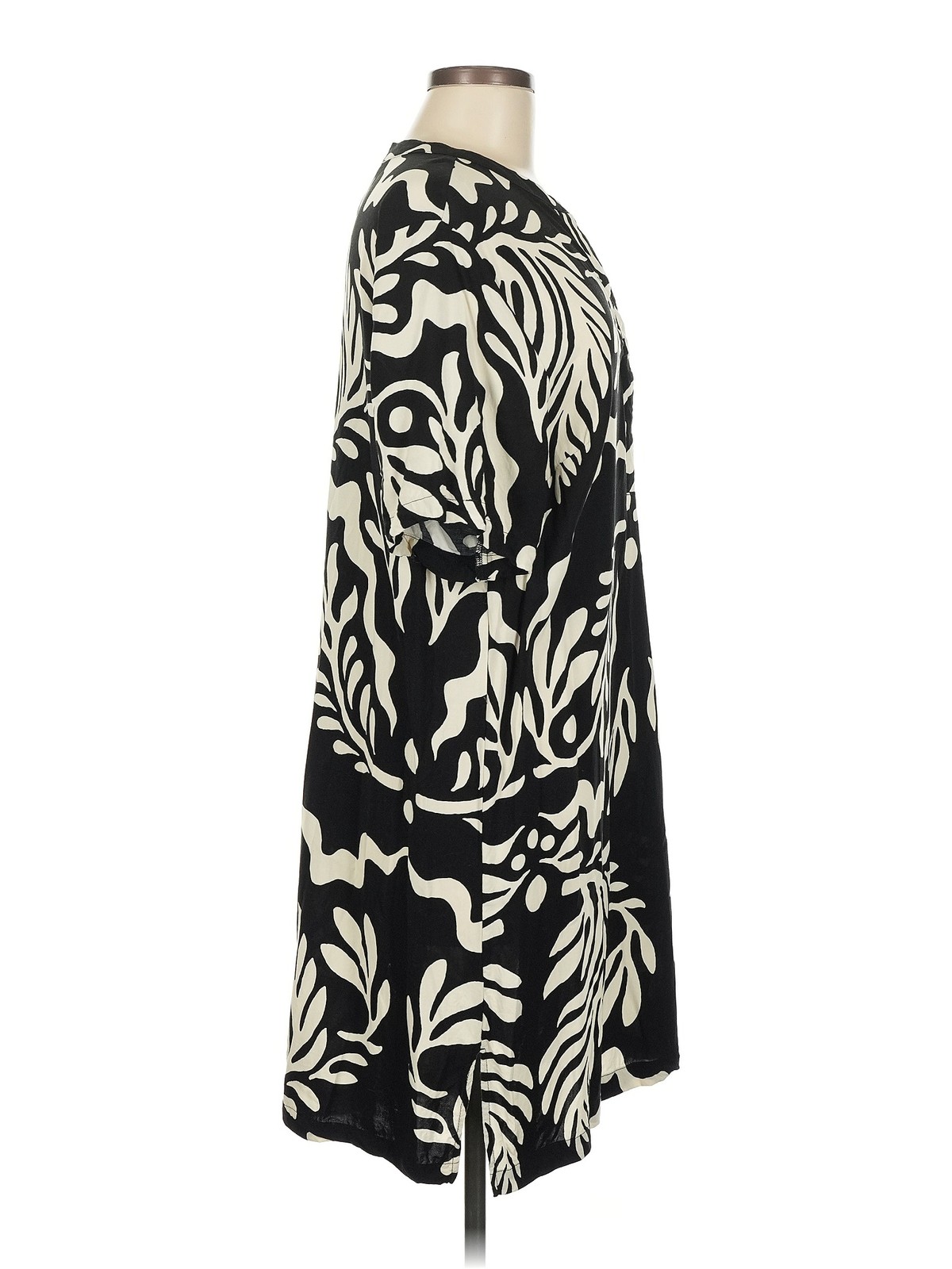 H&M Women Black Casual Dress M thumbnail 3