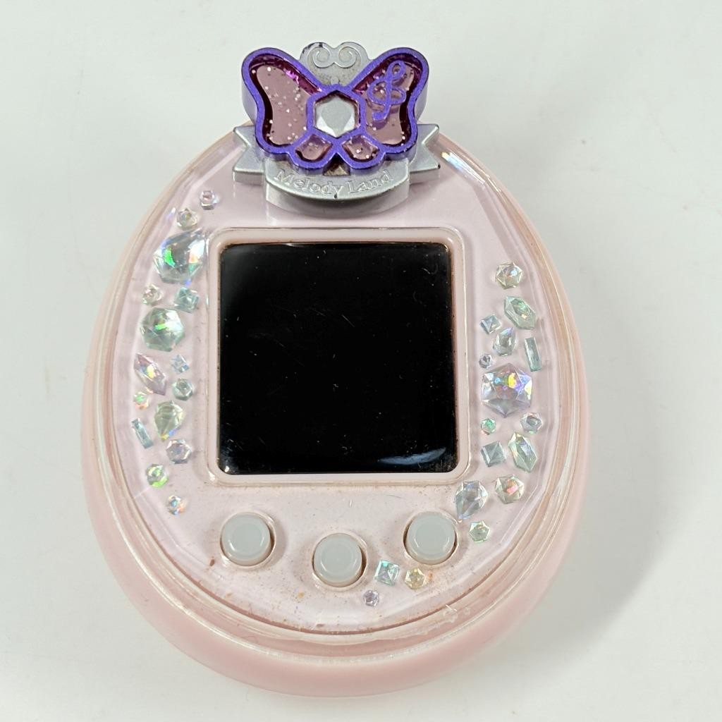 BANDAI たまごっちピース Melode Land Set バンダイ 商品・サービスサイト | Tamagotchi P's Melody Land
