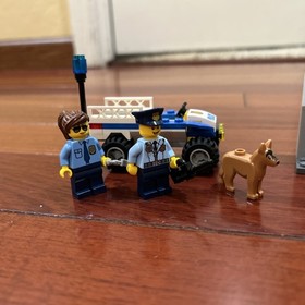 LEGO City: Police Starter Set (60136) Complete with Instructions