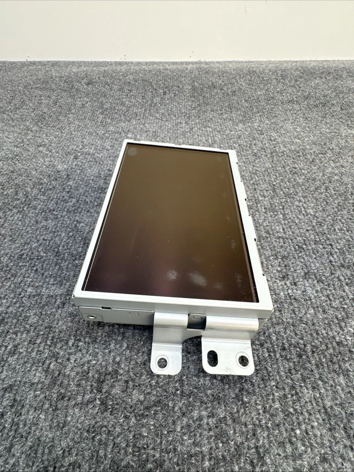 2011 2012 2013 2014 2015, Chevrolet Volt,Info-GPS-TV Display Screen, PN-22813952 - Image 2 of 4