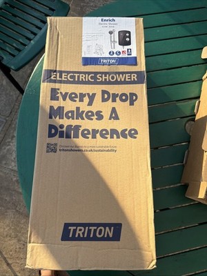Triton Enrich Elektrische Dusche In Schwarz