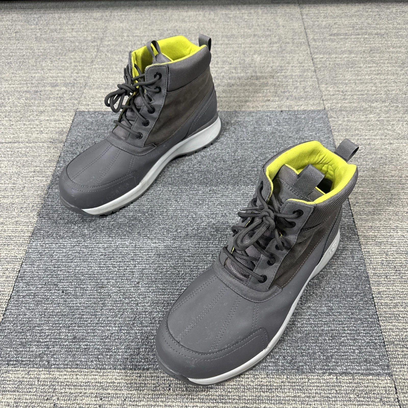 UGG Emmitt Duck Ankle Lace Up Trail Hiking Fashion Boots Gray 1115834 Men’s 13