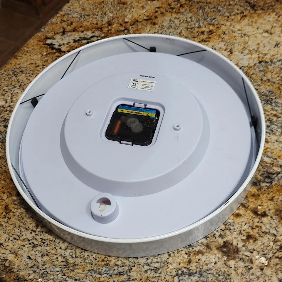 Reloj de Pared Colgante Karlsson Eclipse Cara Blanca Caja de Acero Esfera Multicolor ¡Bonito! Foto 4 de 4