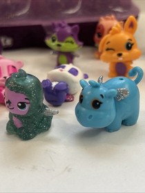 Hatchimals COLLEGGTIBLES 32 piece Fun Lot Giraffe Lion Sloth Zebra Rare Limited