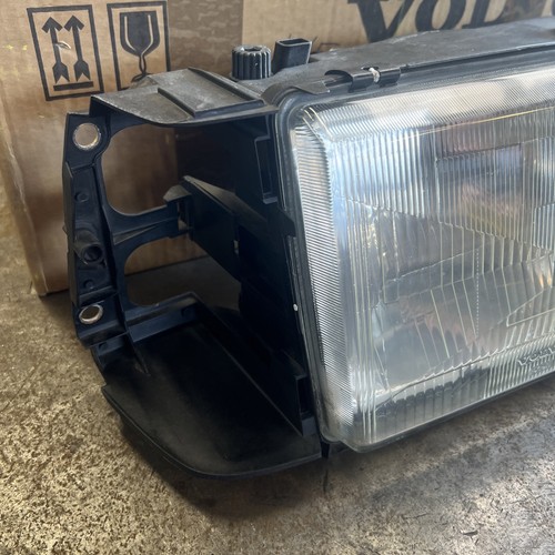 Genuine Very Rare Volvo 940 Wentworth Front Headlight Units Pair Off 3518253 - Picture 8 of 13