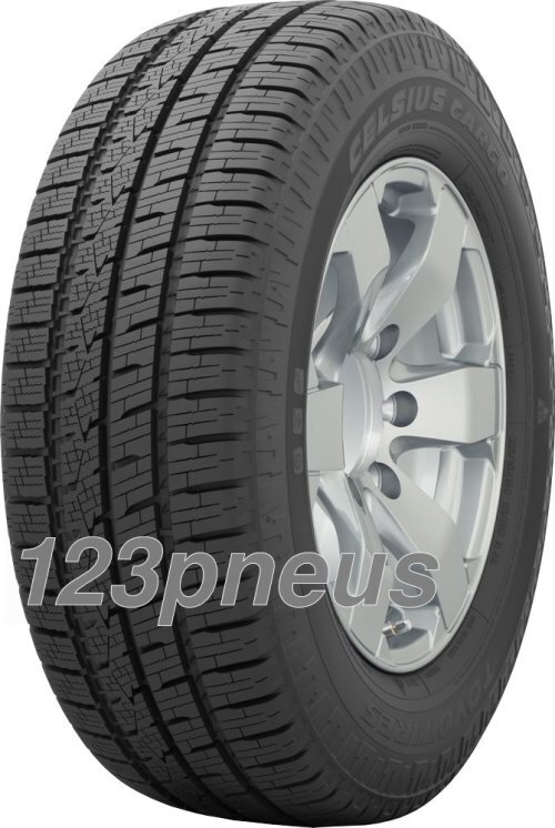 Pneus Toyo Celsius Cargo 215/70 R15C : roulez en sécurité toute l'année de la ville à la montagne