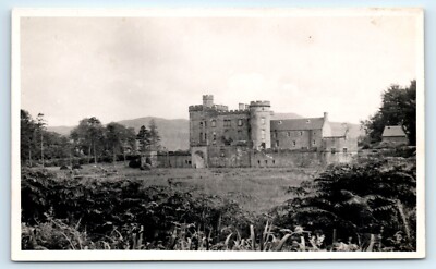 POSTCARD UNIDENTIFIED UK CASTLE RPPC - PLAIN BACK - OLD PART OF CASTLE 