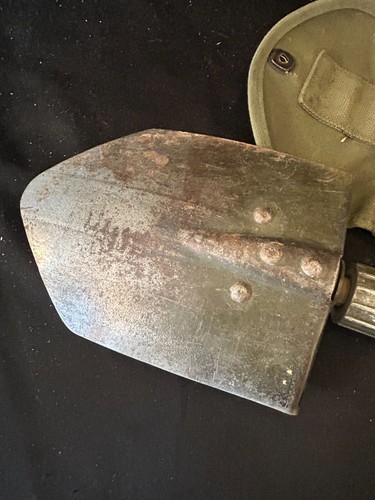 Vintage U.S. Army WWll Folding Shovel w/ Green Canvas Sheath, AMES 1945 - Picture 8 of 13