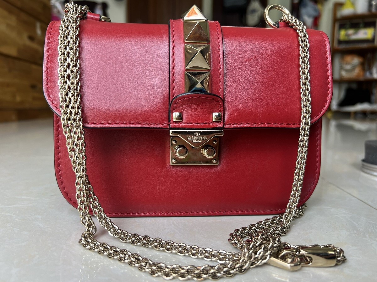 ショルダーバッグ・ポシェット Valentino Garavani  Crossbody Bags Women Leather Red Valentino Garavani Mini Crossbody Bag
