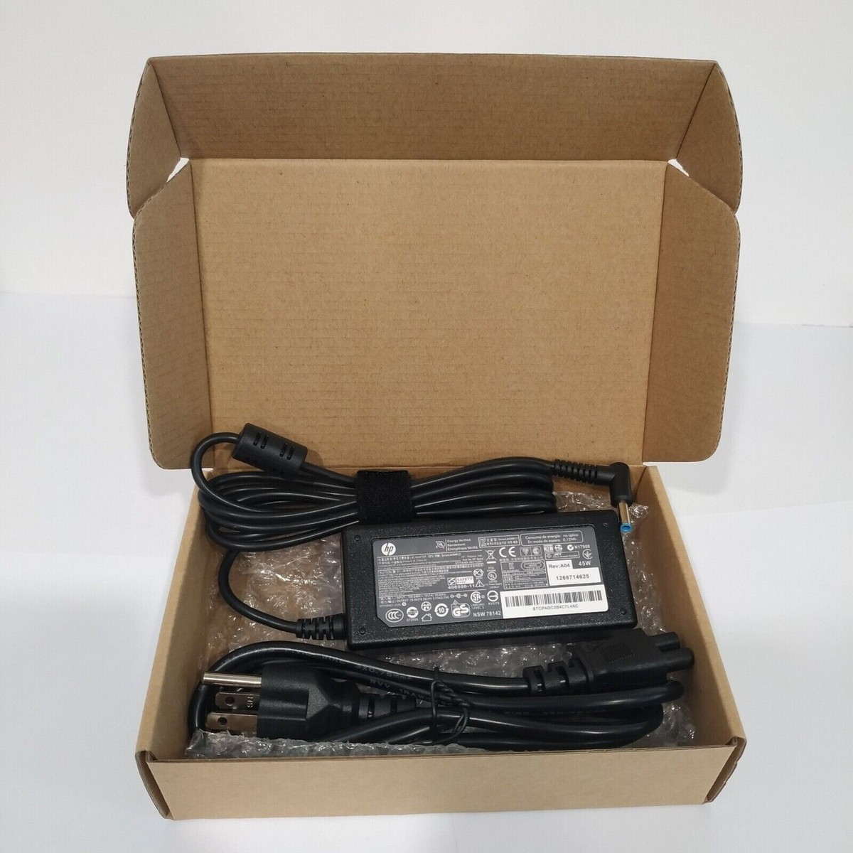 Genuine Hp Ac Adapter 45W 741727-001 719309-003 721092-001 Genuine Hp Ac Adapter 45W 741727-001 719309-003 721092-001