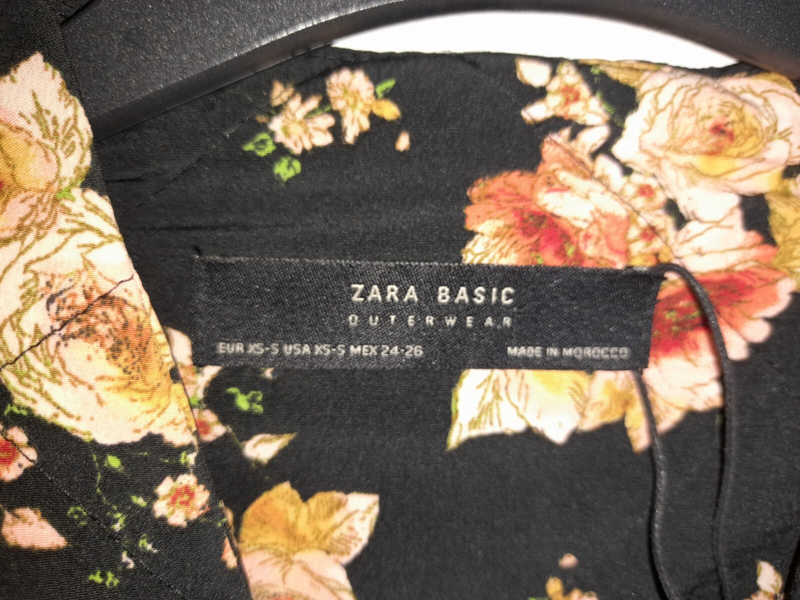 Zara Basic Outerware Black With Orange Roses 🌹 Q… - image 3