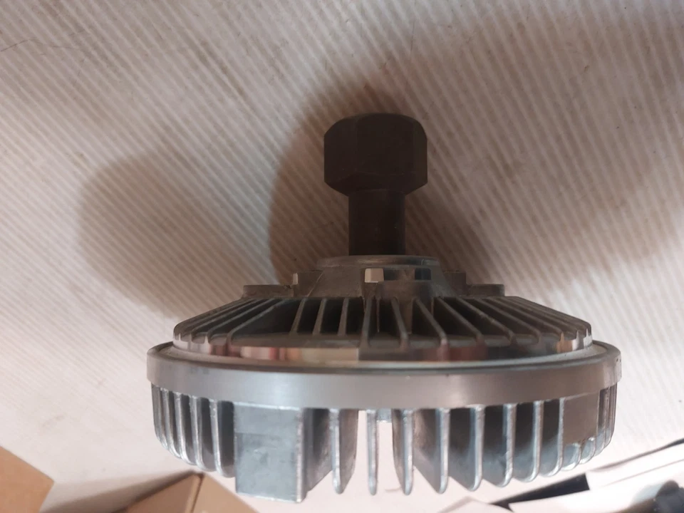 1999-2005 Ford Fan Clutch Excursion, F250/350 SD AU2Z-8A616-J - Image 4 of 4