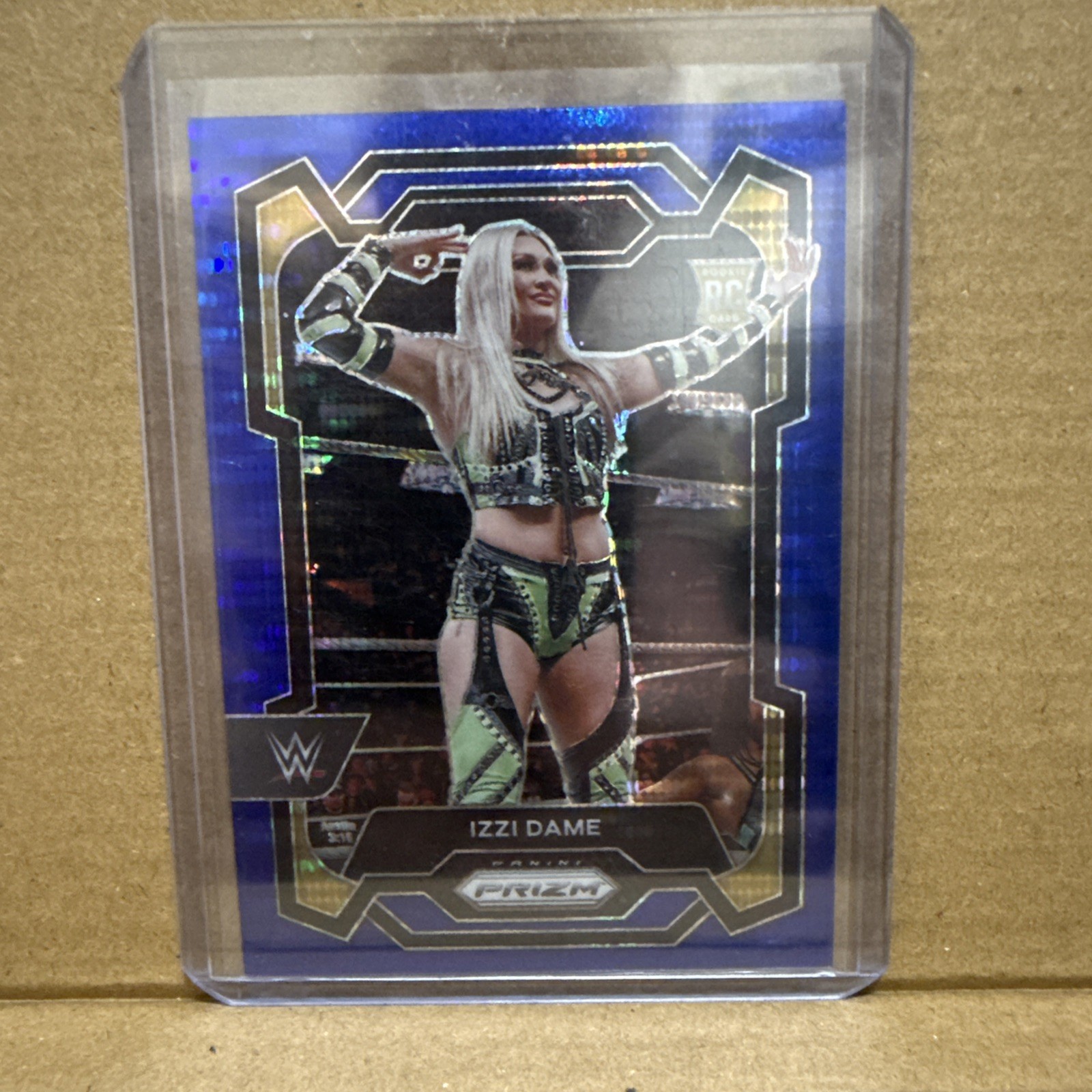 2024 Panini Prizm WWE Izzi Dame Blue Pulsar Rookie RC NXT 67/75