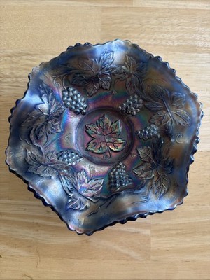 FENTON CONCORD GRAPE 7'' RADIUM AMETHYST BOWL-ABSOLUTELY BEAUTIFUL!!