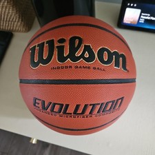 Wilson Evolution 29.5  Official Indoor Basket...