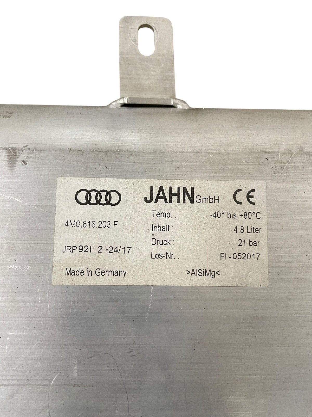 2015-2020 BENTLEY BENTAYGA Air Ride Suspension Accumulator Tank Set Left & Right