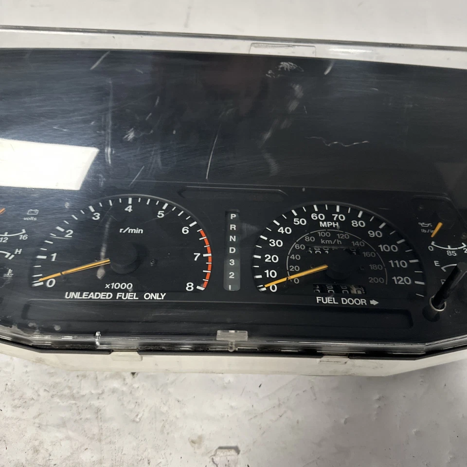 Speedometer Head Only With Tachometer Fits 94-97 PASSPORT Q3 - Imagem 3 de 4