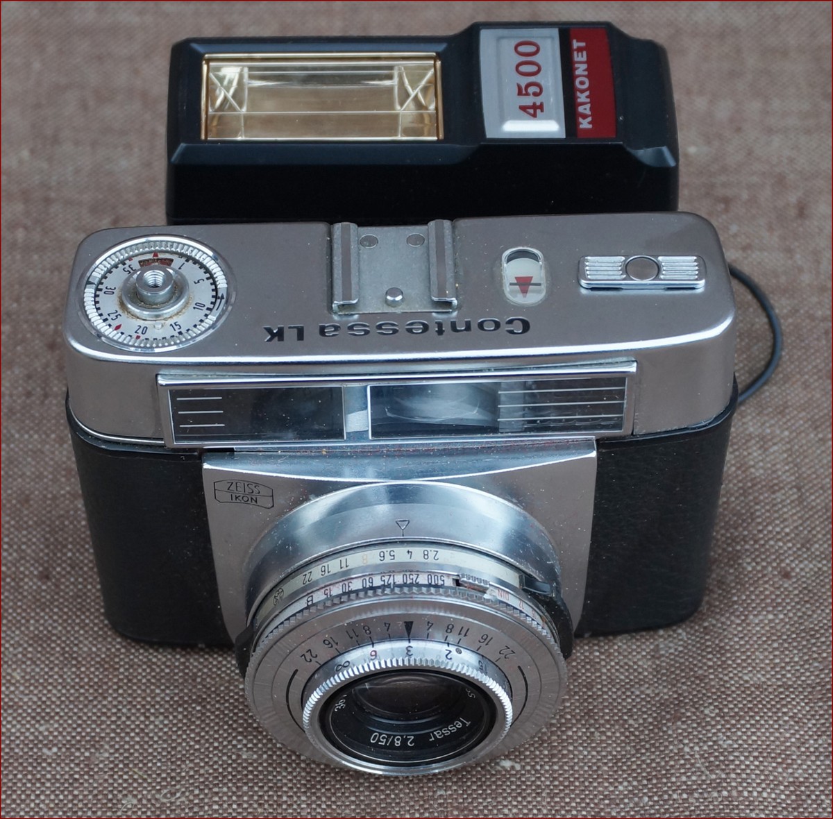 Zeiss Ikon Contessa LK Carl Zeiss Tessar 50mm 2.8 Flash Light