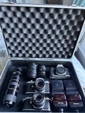 Pentax Camera Bundle   MINT CONDITION ALL WORKING  TESTED