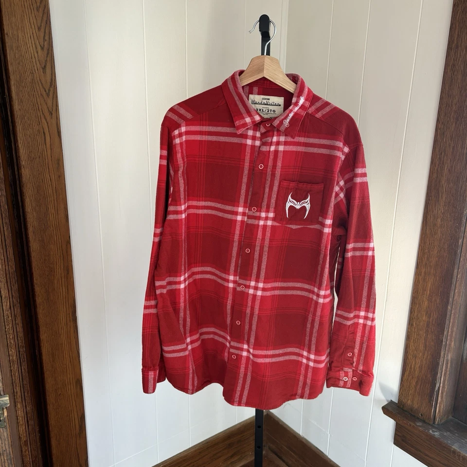 Camisa Cakeworthy Disney Wandavision Bruja Escarlata Marvel Franela Roja Unisex 2XL Foto 2 de 4