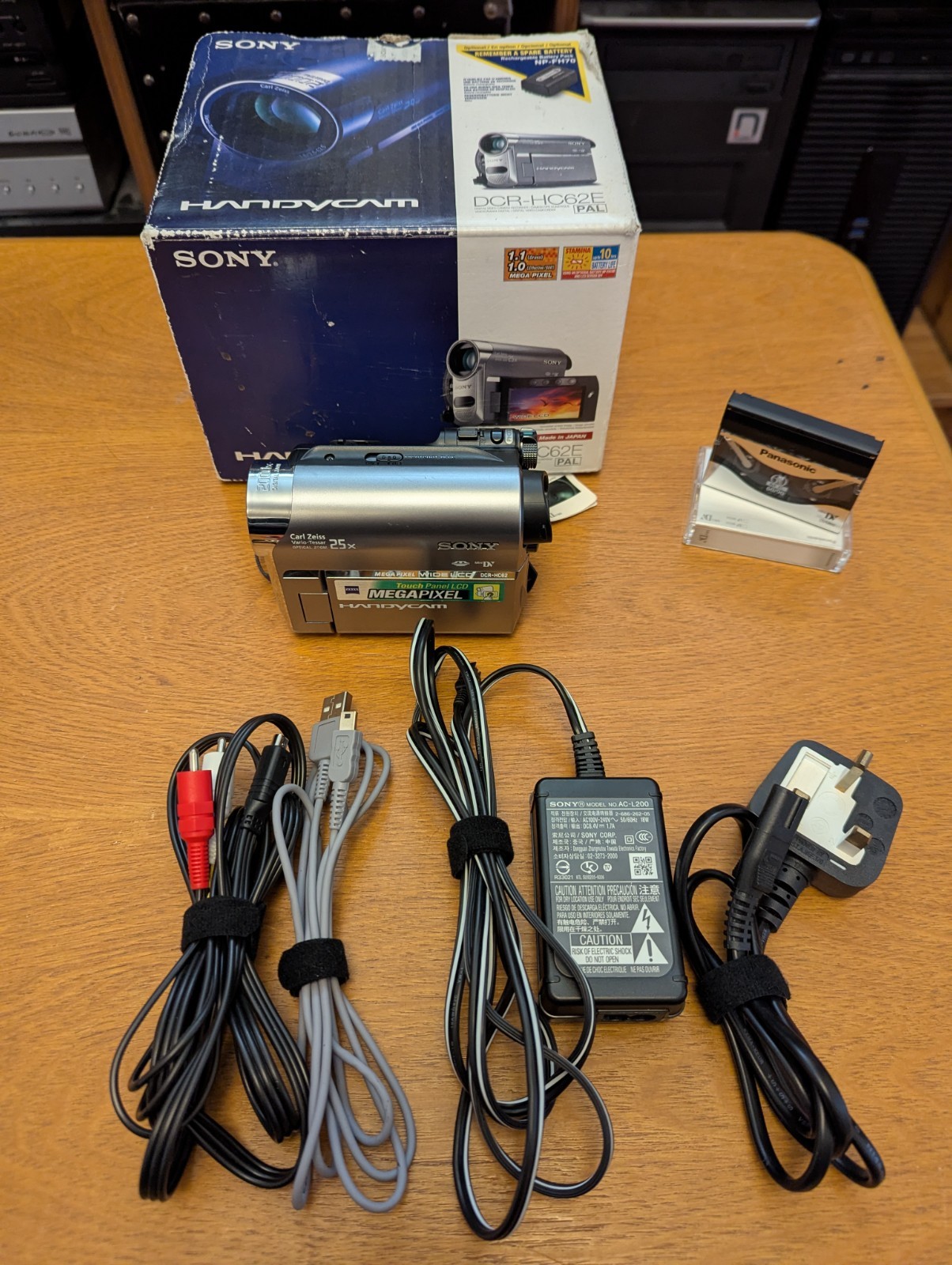 With All Cables Including Power - No Battery