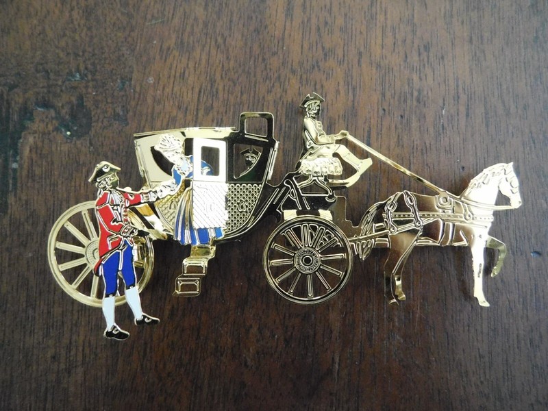 1998  George Washington Mount Vernon Christmas Ornament with Box & Info Folder