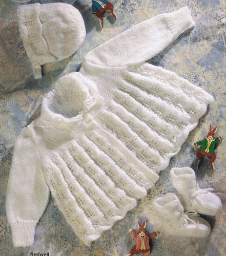 Strickanleitung Kopie 1512.  Baby Strickjacke Haube Stiefel.   14-20" Brustumfang.  3ply