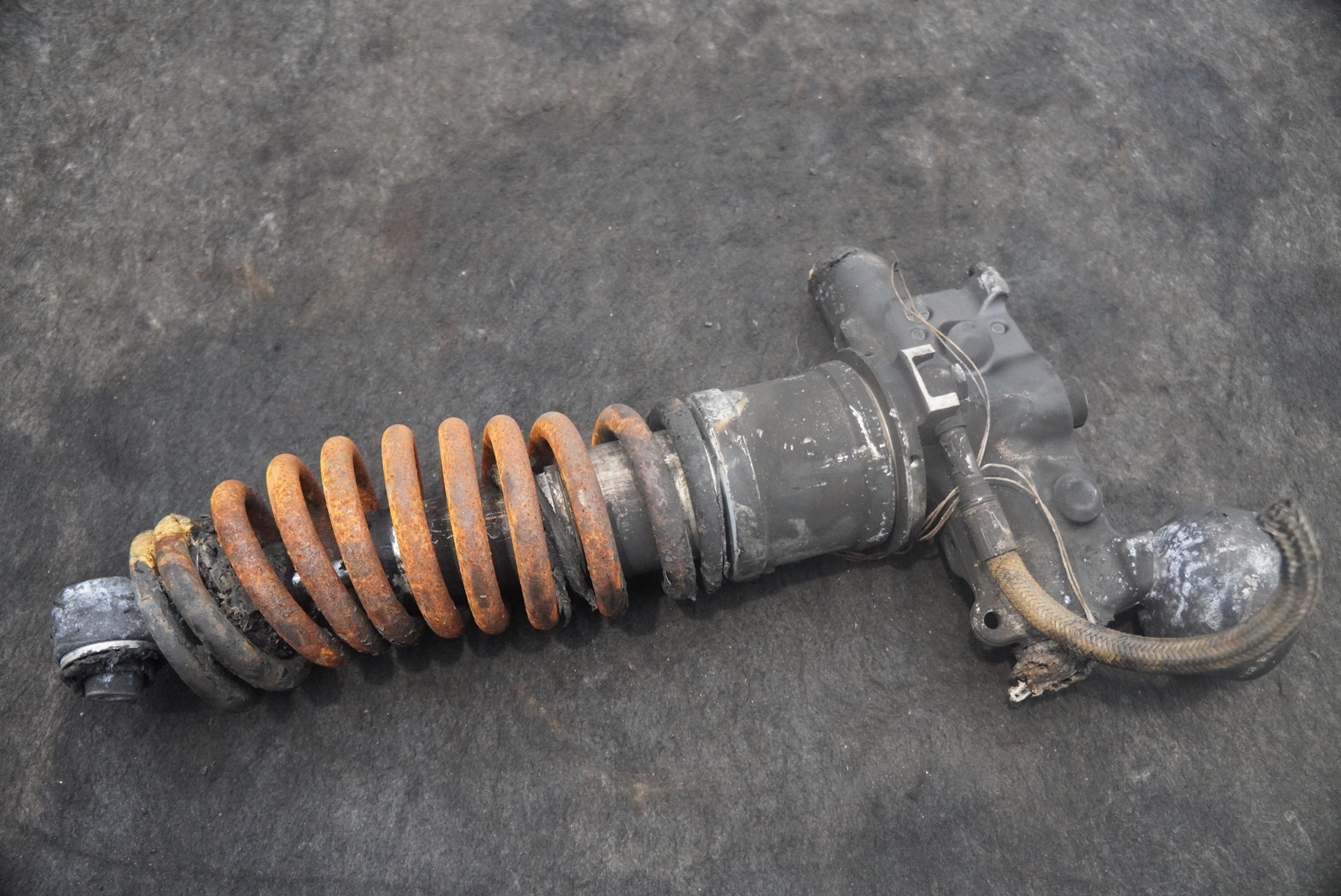 Rear Suspension Left Shock Absorber Spring Coil Strut OEM McLaren 650S *Note*