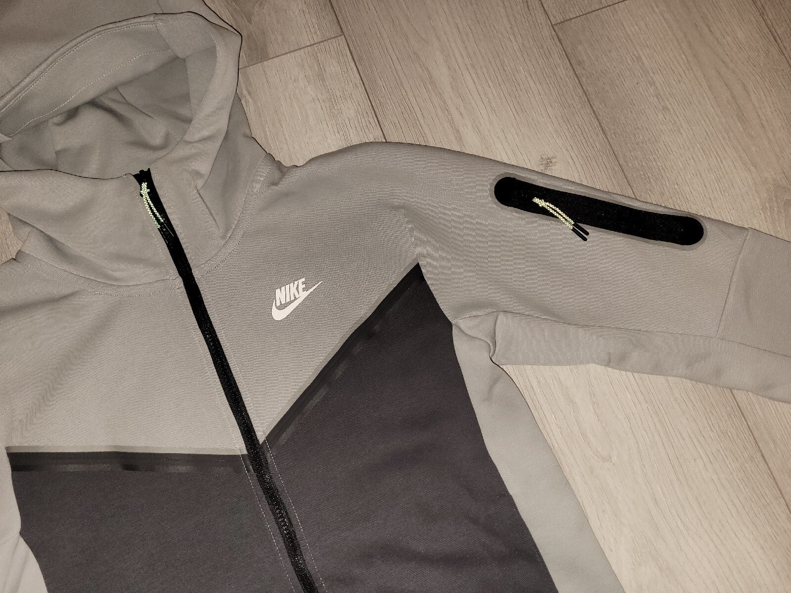 Nike Tech Fleece Tracksuit men's Rare Sold Out image 7