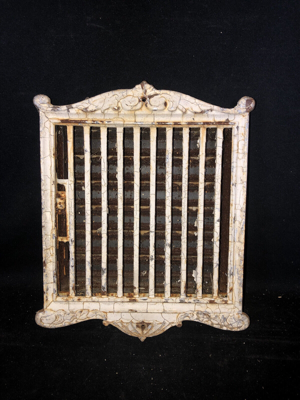 1930’s 13 7 8” Vent Heating Grate Direct Gifts store