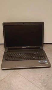 Medion Akoya P6638 - Core i3 - Tastatur Defekt Notebook Laptop