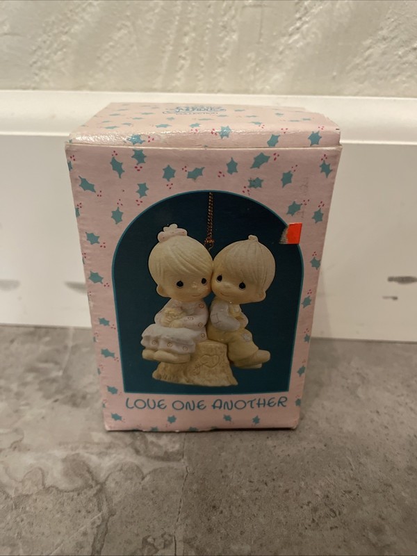 Precious Moments 1989 Ornament Love One Another